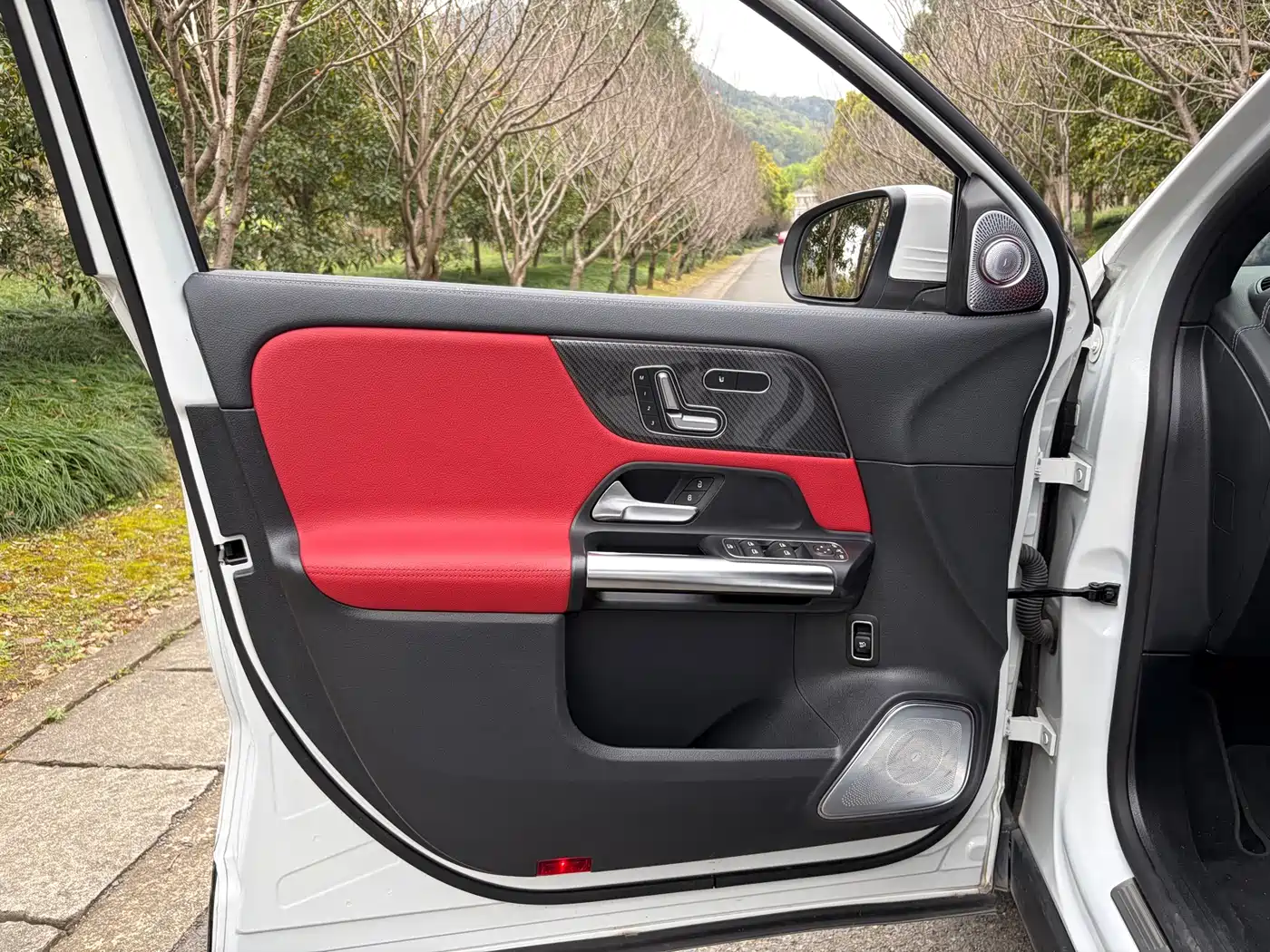 MERCEDES-BENZ GLA AMG