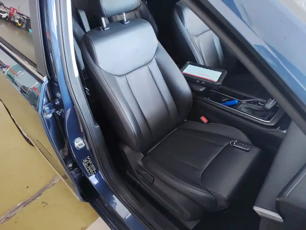 Wuling Motors Wuling Jiachen 2023 2022 1.5T CVT Smart Luxury