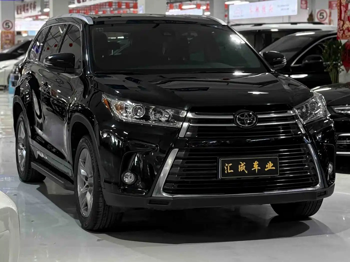 Toyota Highlander 2021 2.0T AWD Premium 7-Seater фото 3