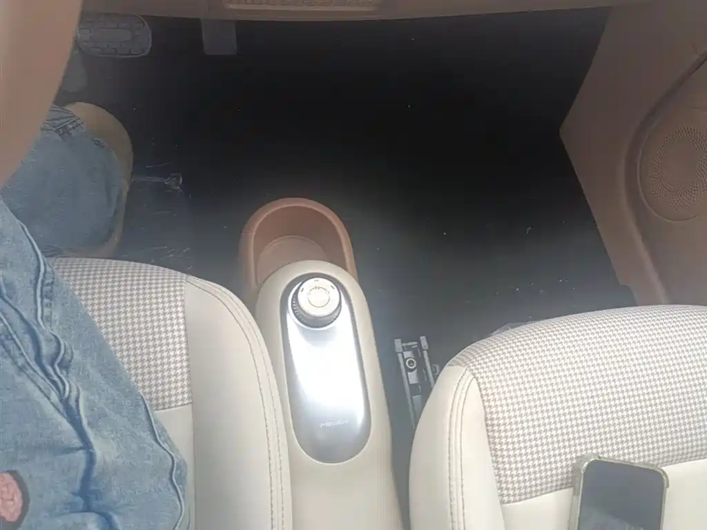 Wuling Motors Hongguang MINIEV 2026 2025 4-Door Advanced
