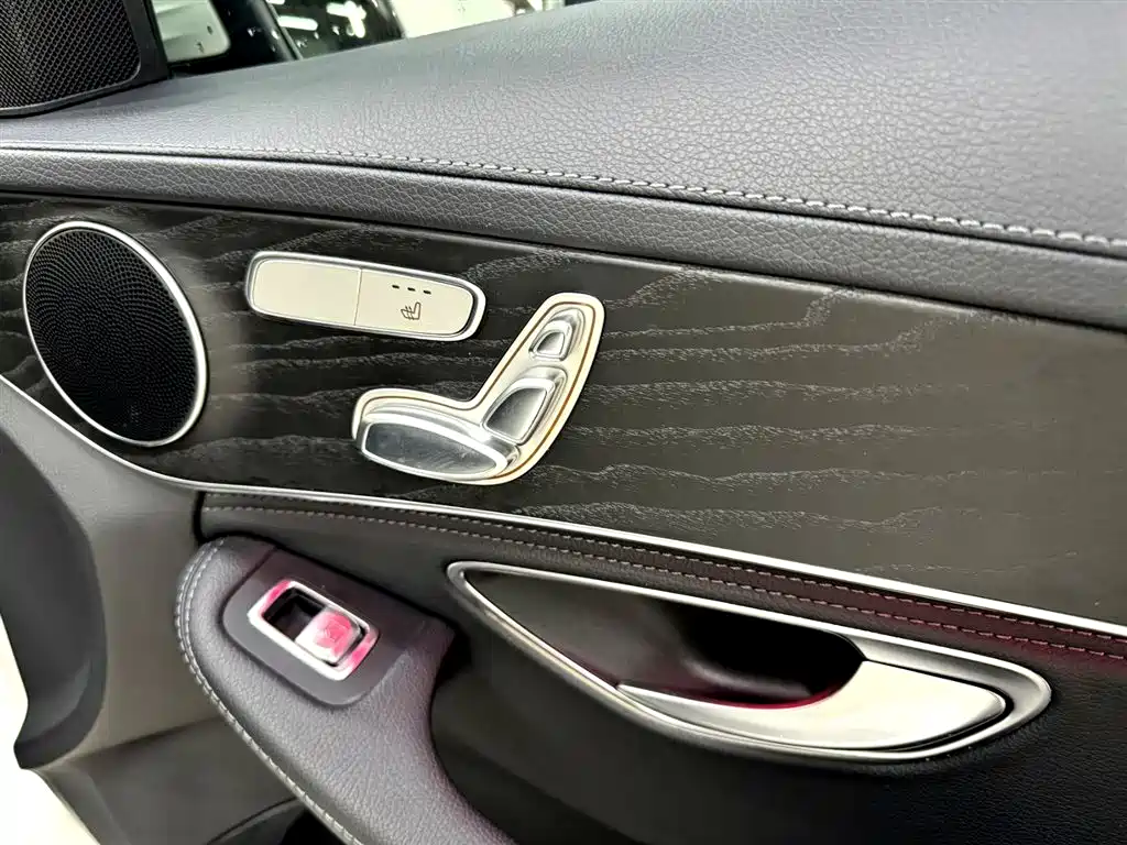 Mercedes-Benz C-Class 2020 Facelift C 260 L Sport фото 19