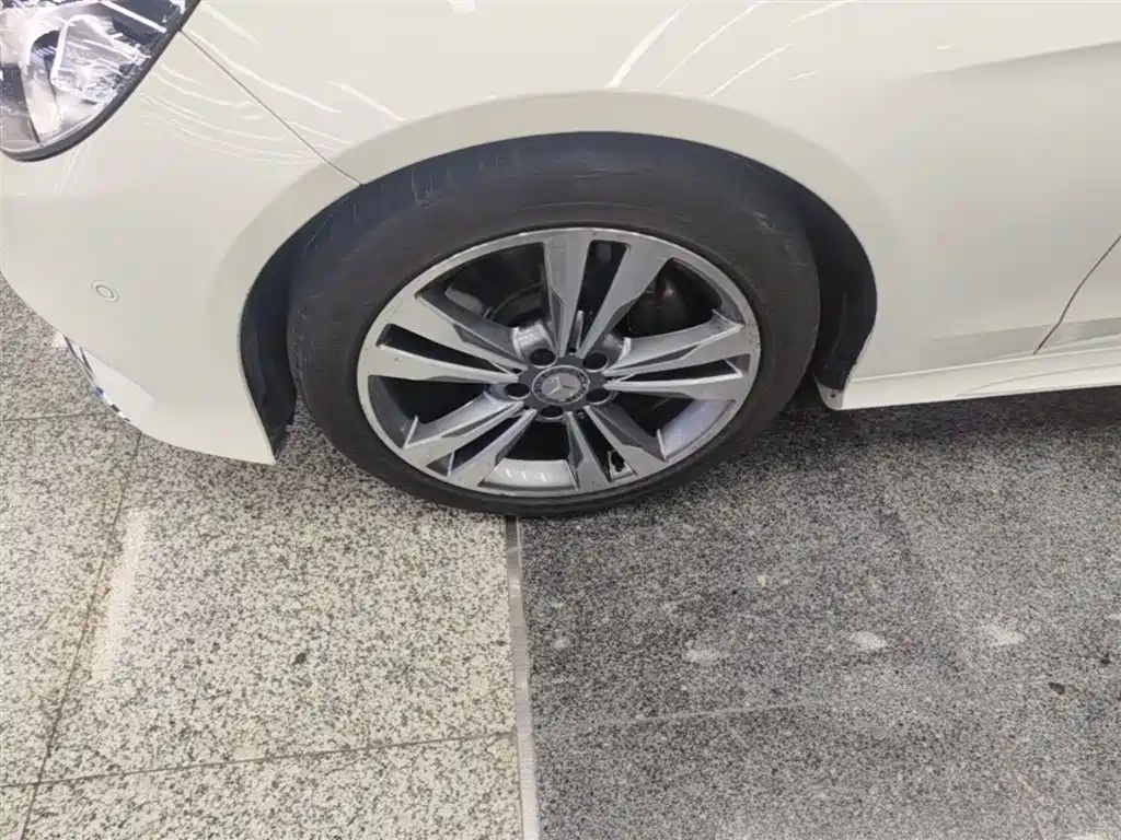 Mercedes-Benz E-Class 2015 Facelift E 260 L Sport фото 23