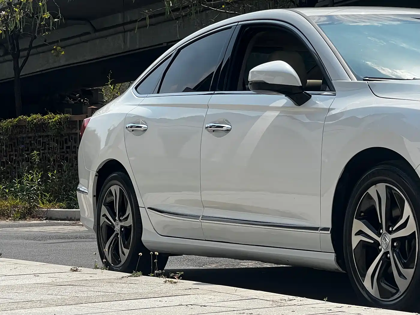 Honda Spirior 2015 2.4L Luxury Edition фото 6