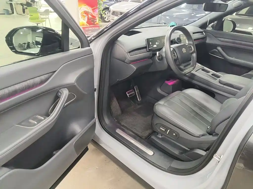 NIO ES8 2023 2023 75kWh