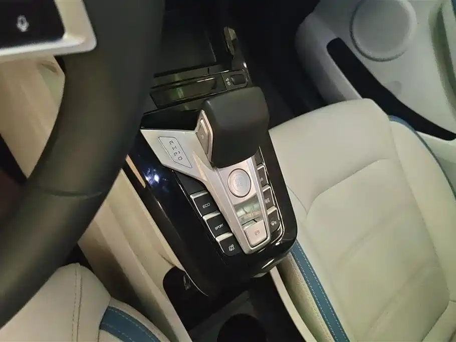 BYD Yuan Pro 2023 401KM Premium фото 16