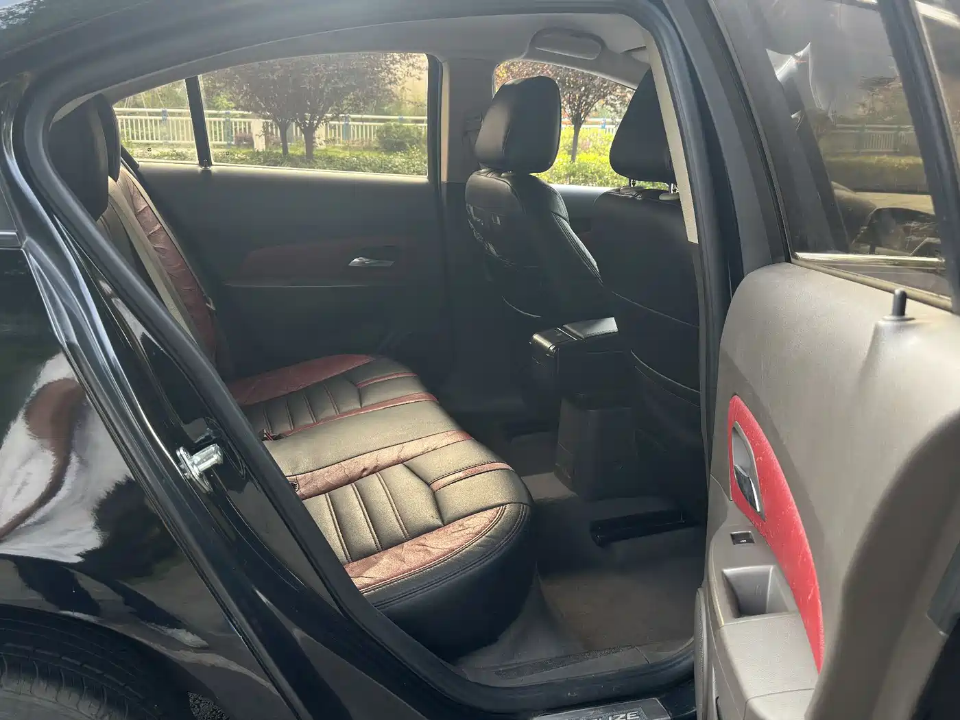 Chevrolet Cruze 2015 1.5L Classic SL MT фото 15