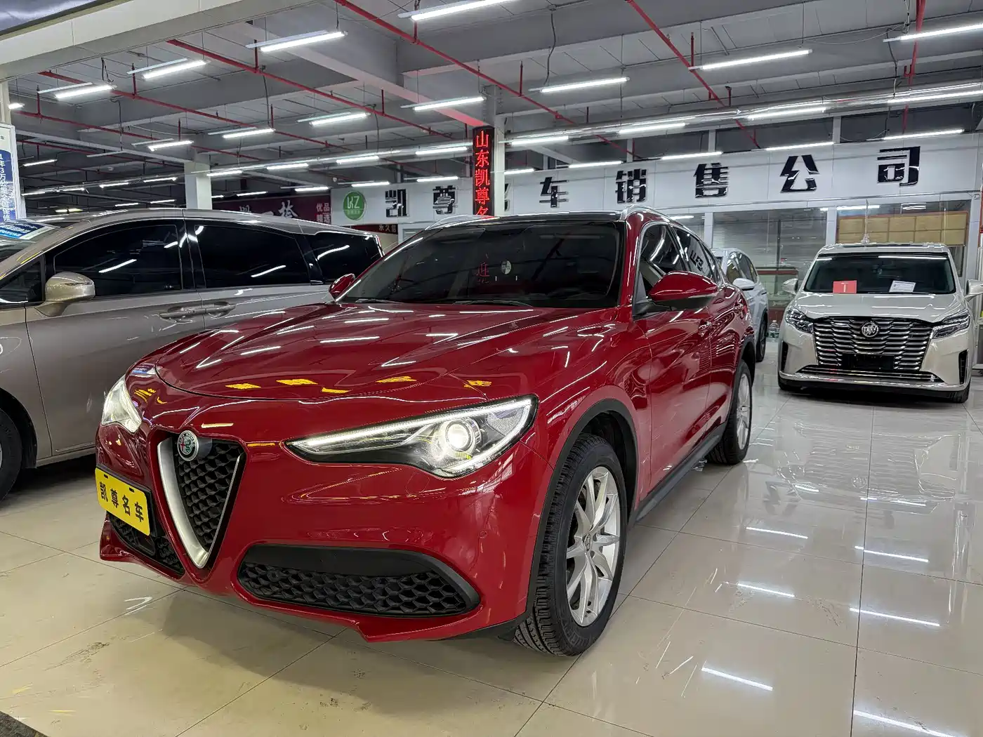 Alfa Romeo Stelvio 2019 2017 2.0T 200HP Elite