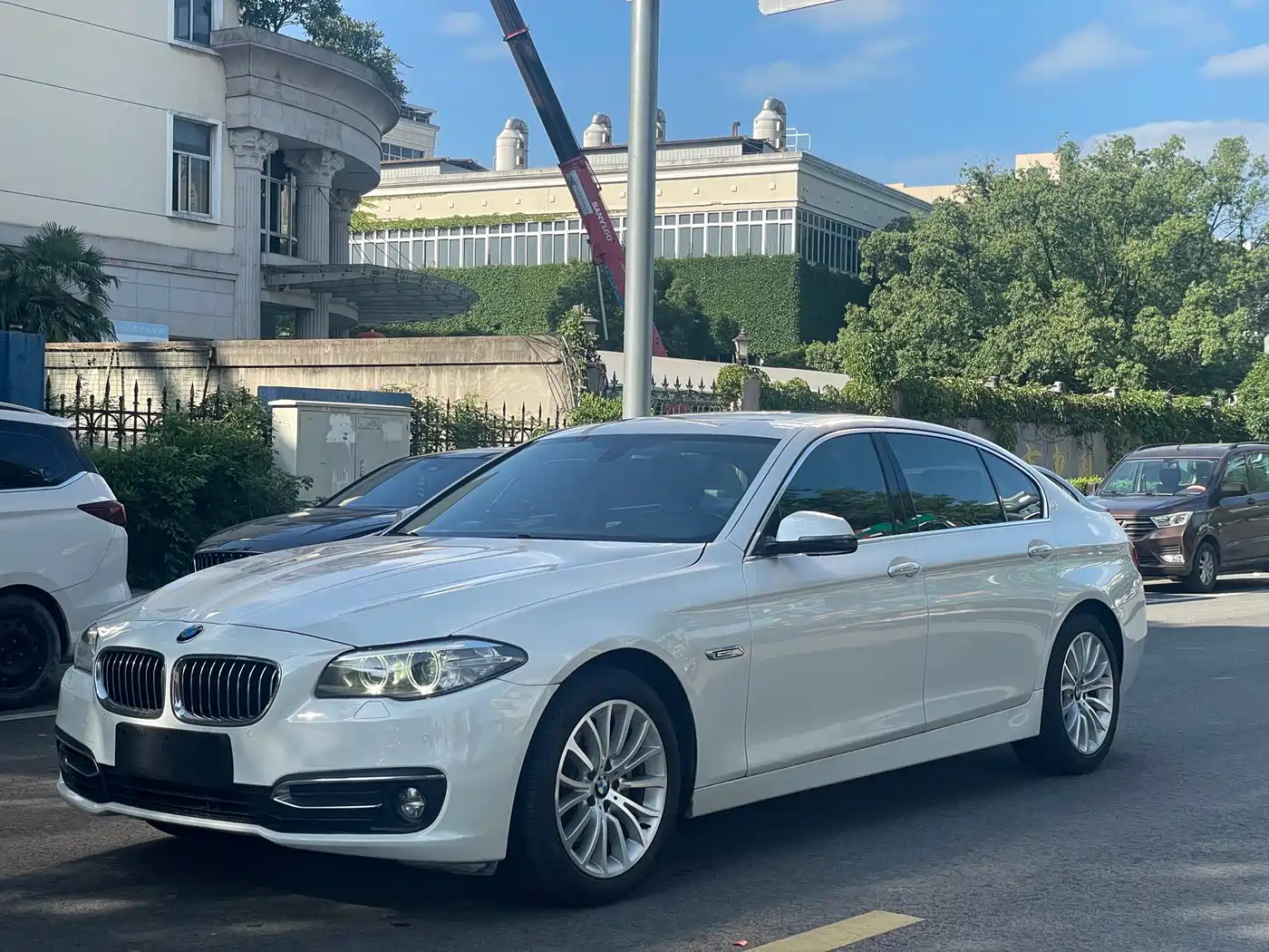 BMW 5 Series 2017 525Li Luxury Design Package