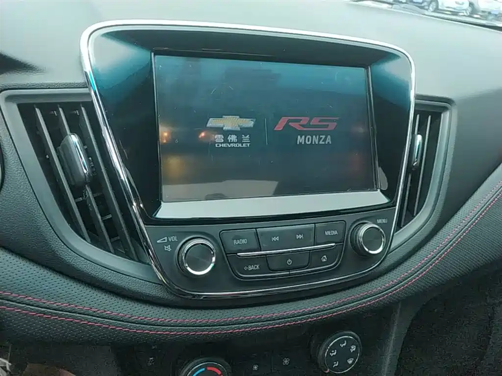 Chevrolet Monza 2019 RS 330T Auto Smooth Edition China VI фото 13