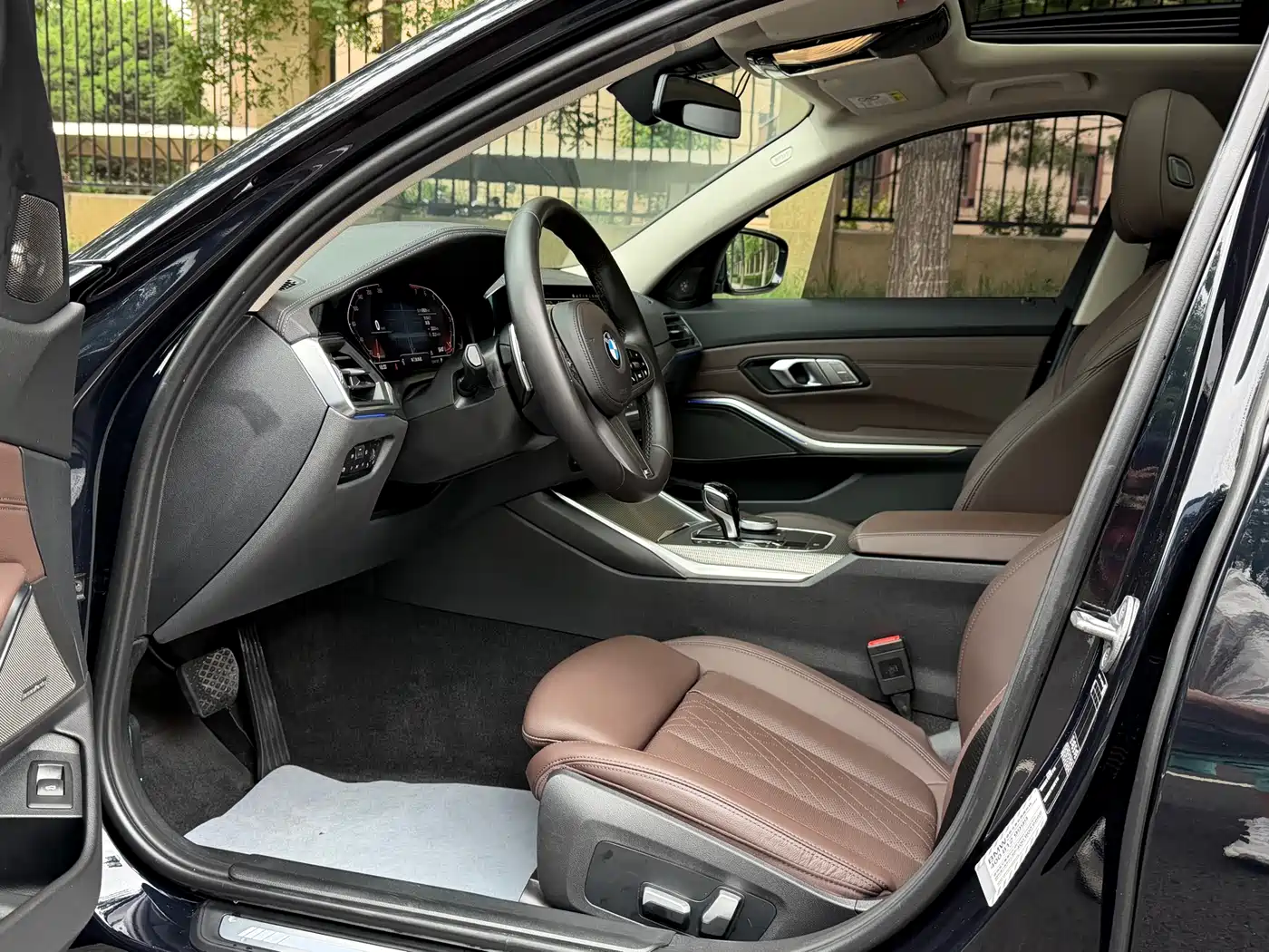 BMW 3 Series 2022 325Li M Sport Shadow Edition фото 6