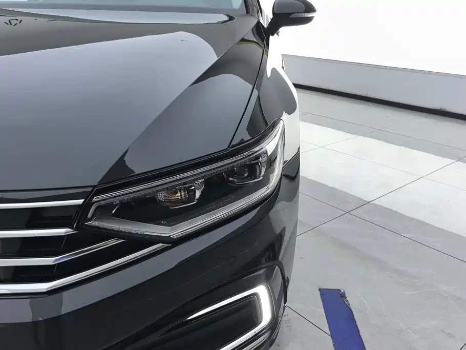 Фото 5 - Volkswagen Magotan GTE Plug-in Hybrid