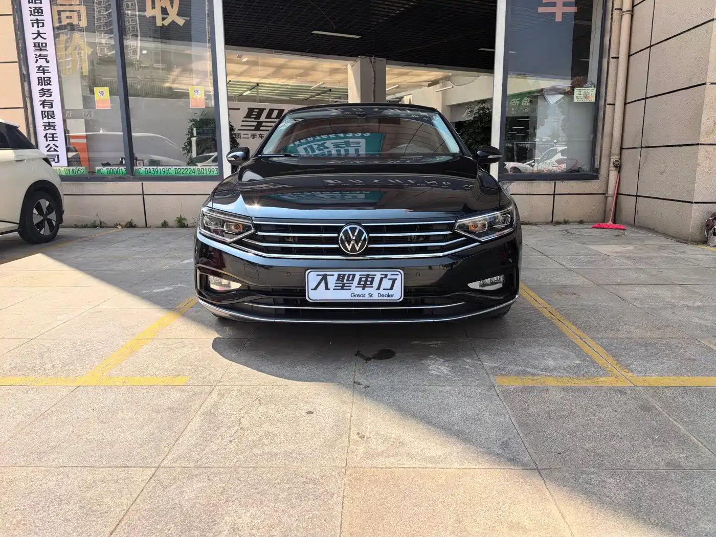 Volkswagen Magotan 2021 330TSI DSG 30th Anniversary Edition фото 2