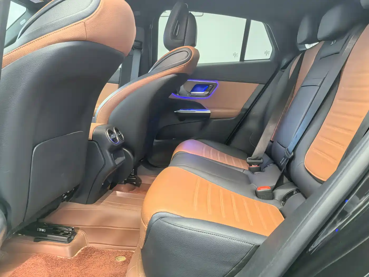 Mercedes-Benz GLC Coupe 2024 2024 GLC 260 4MATIC Coupe SUV