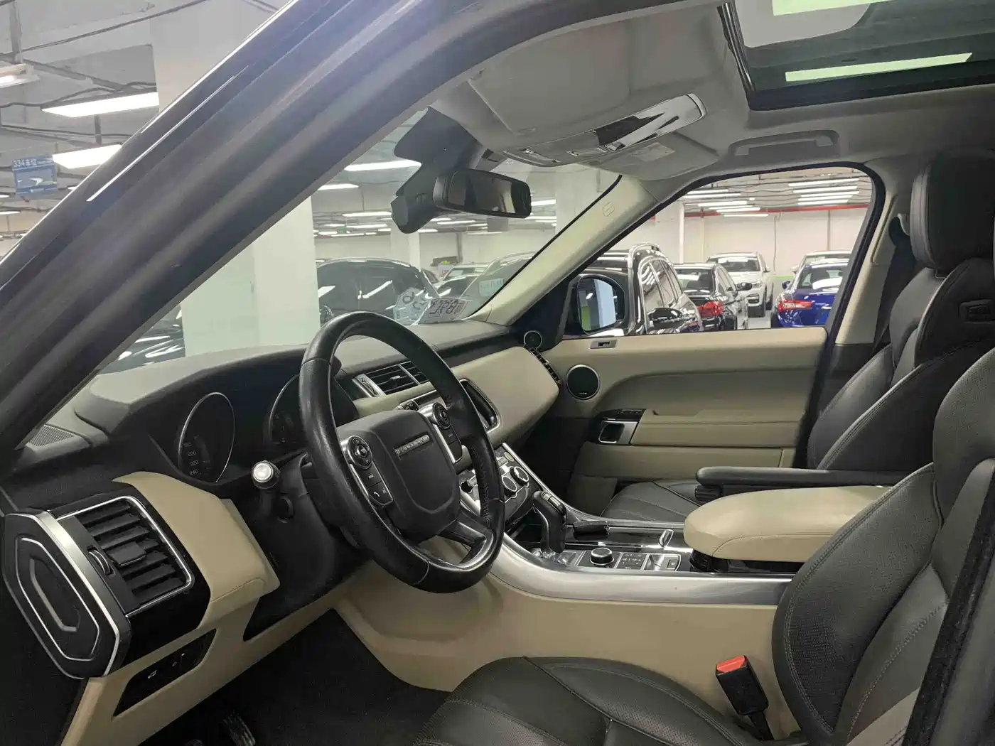 Land Rover Range Rover Sport 2014 3.0 SC V6 HSE фото 4