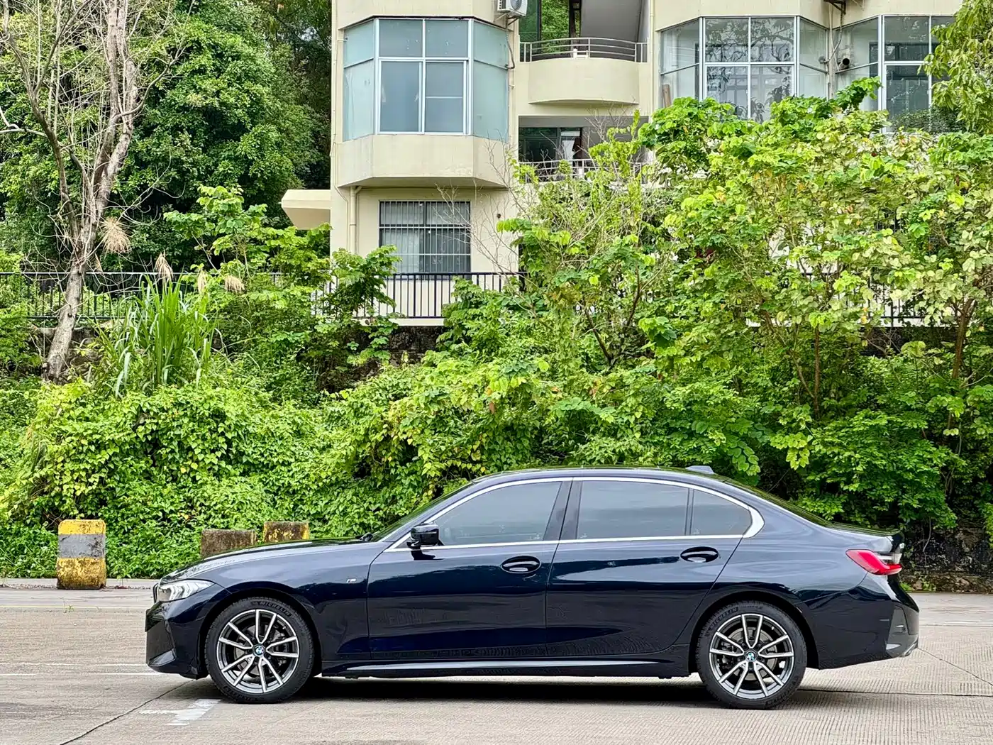 BMW 3 Series 2024 320Li M Sport Package фото 14
