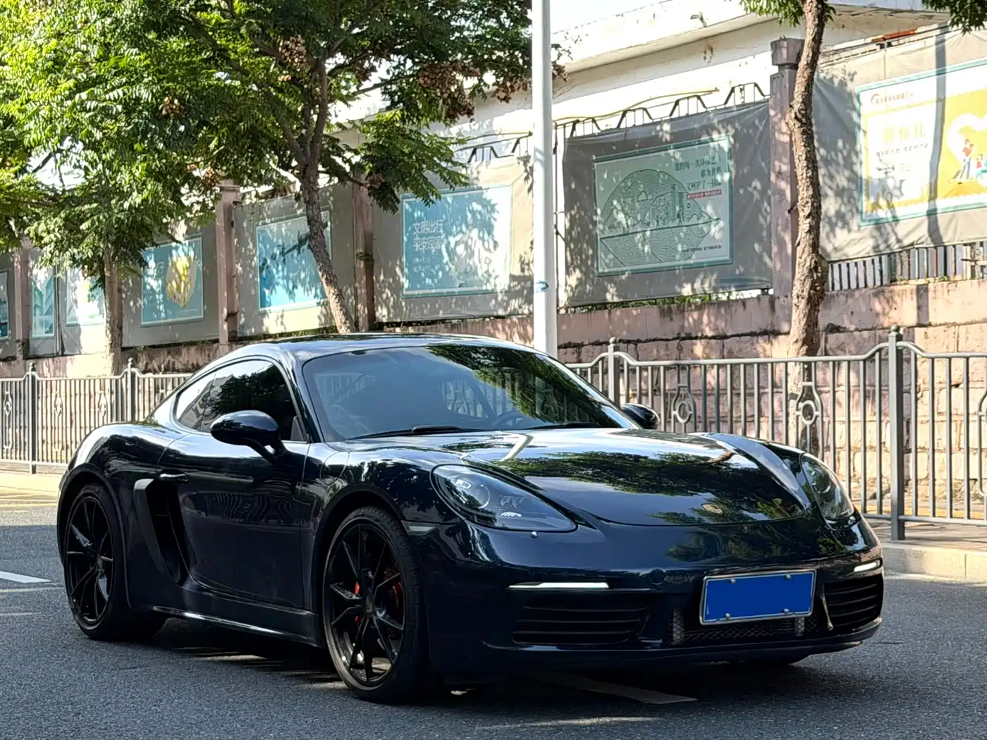 Фото 3 - Porsche 718
