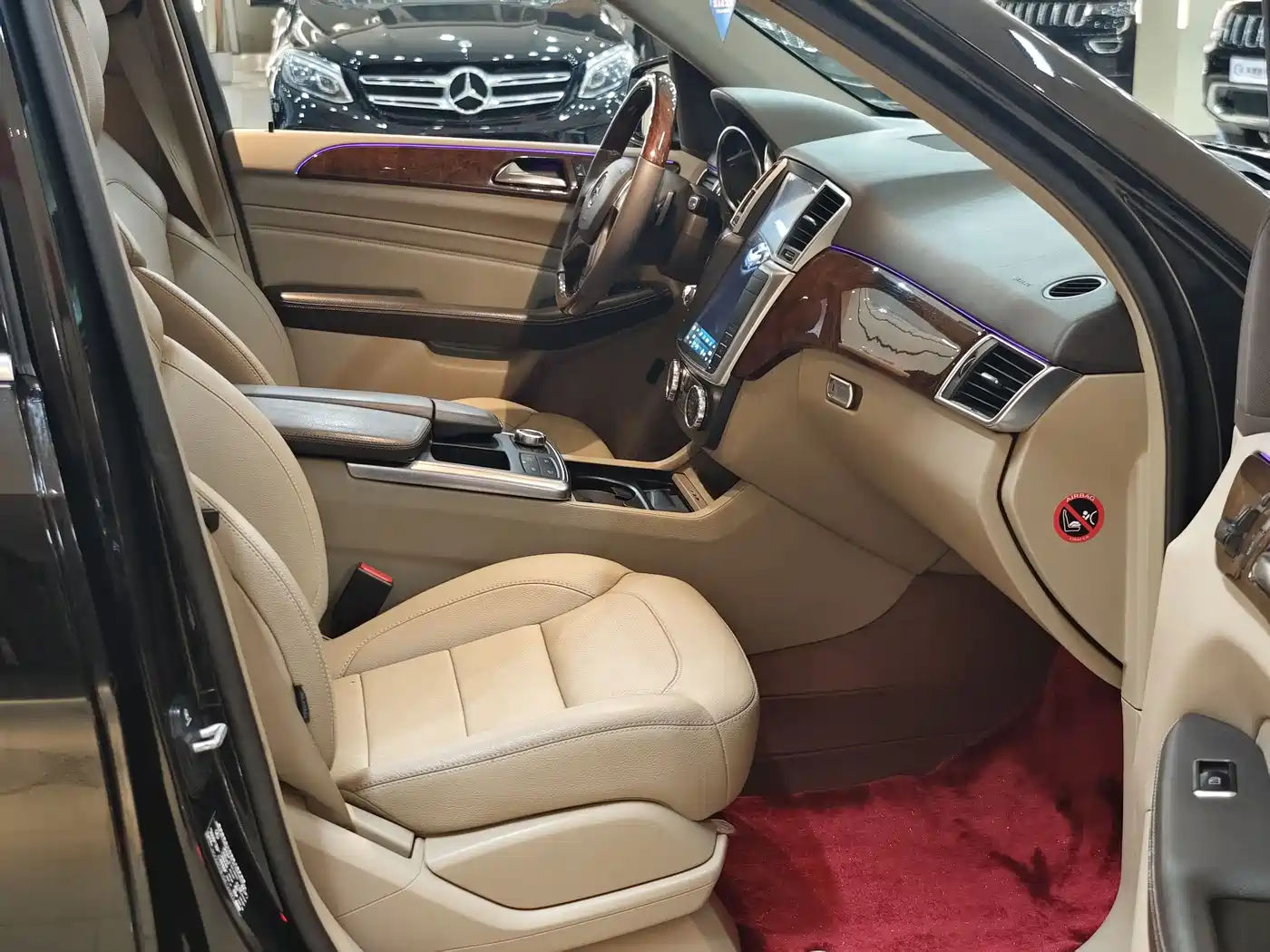 Mercedes-Benz M-Class 2012 Model ML 350 Luxury фото 14