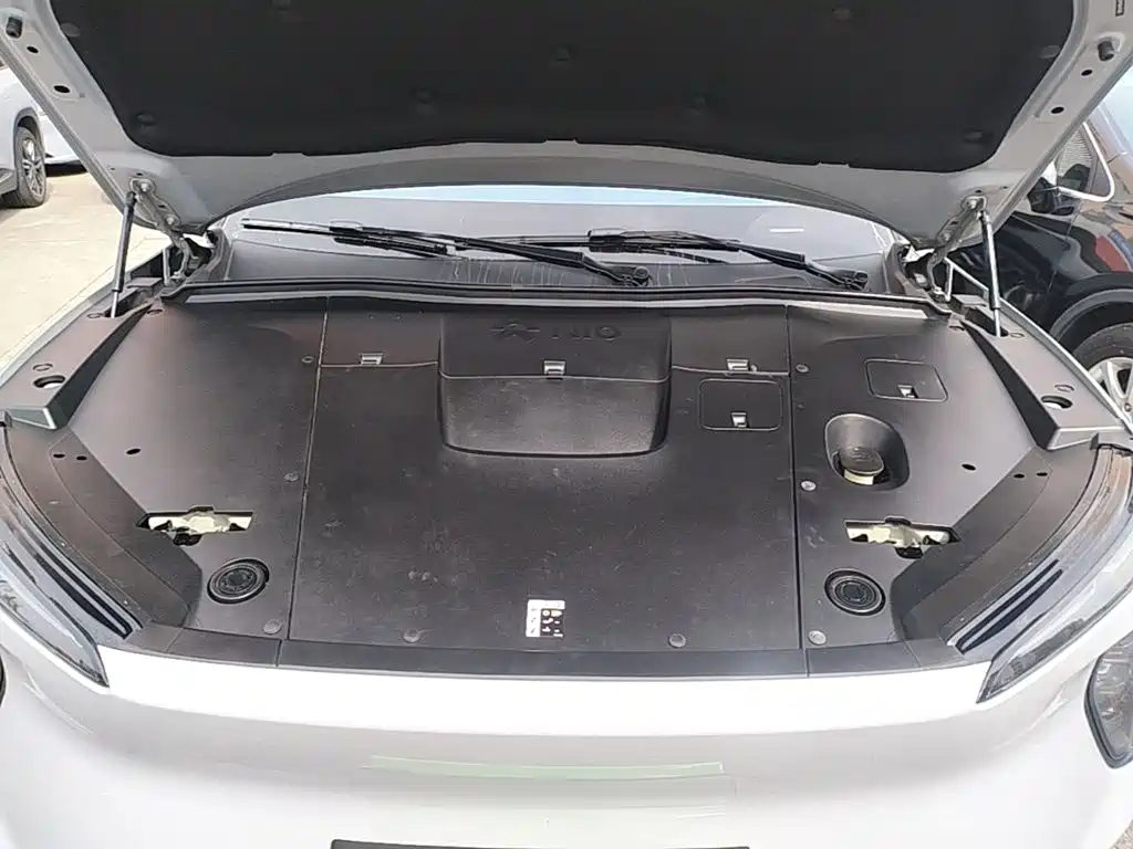 Фото 20 - NIO ES6