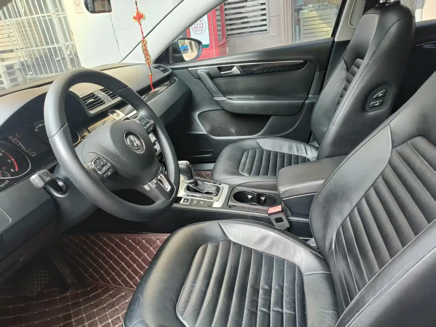 Volkswagen Magotan 2013 1.8TSI Luxury фото 5