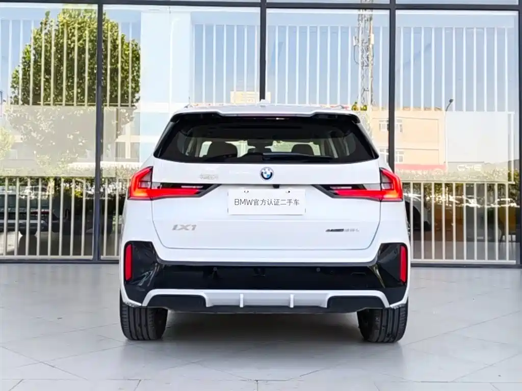 BMW iX1 2026 2025 eDrive25L M Sport Package