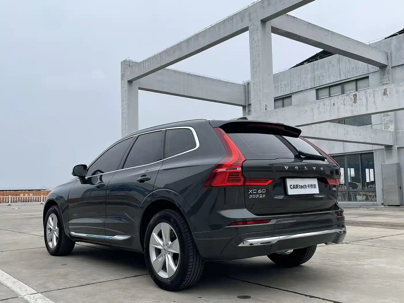 VOLVO XC60
