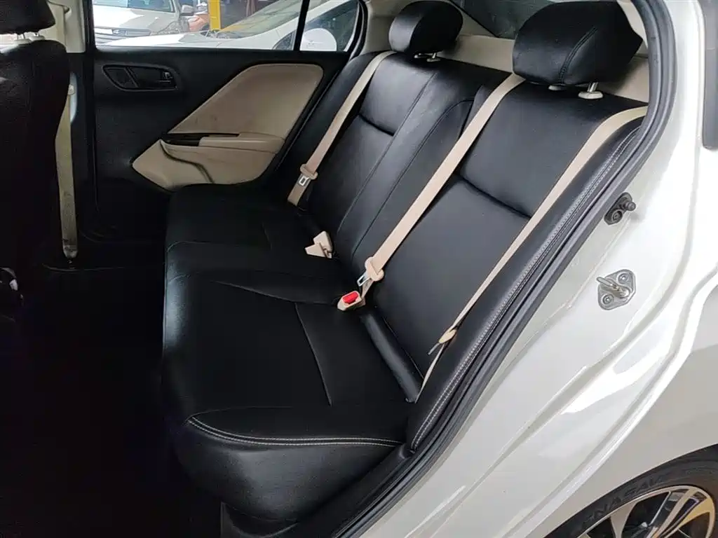 Honda Greiz 2017 2016 1.5L CVT Classic Edition