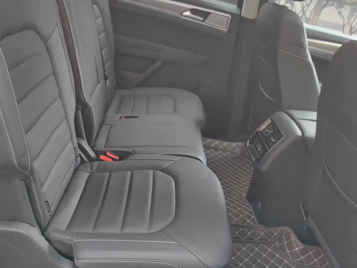 Volkswagen Teramont 2020 380TSI 4WD Luxury Edition China VI фото 20