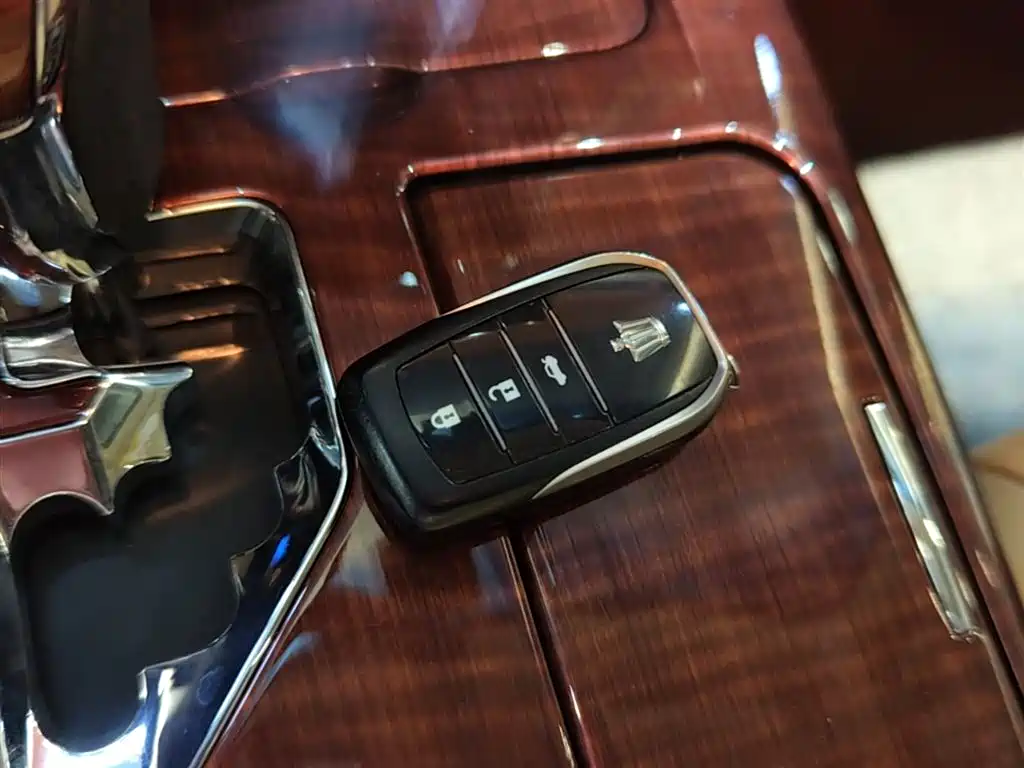 Toyota Crown 2015 2.5L Smart Edition фото 9