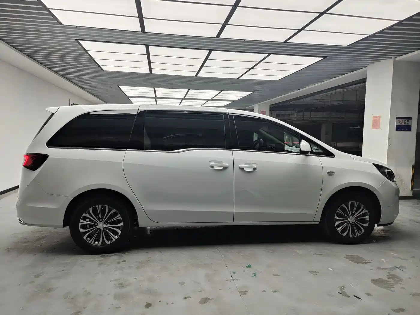 BUICK GL8