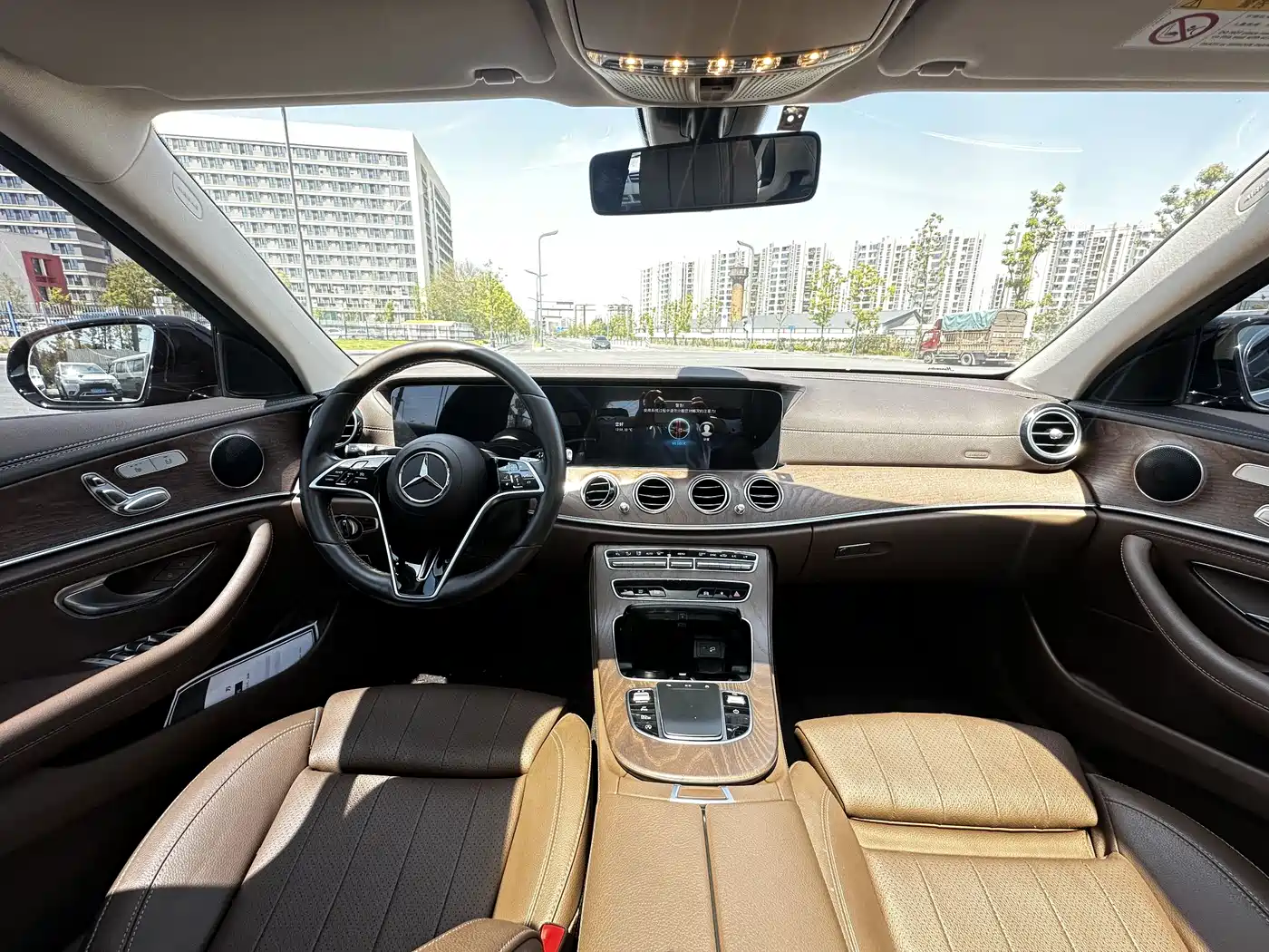 MERCEDES-BENZ E CLASS