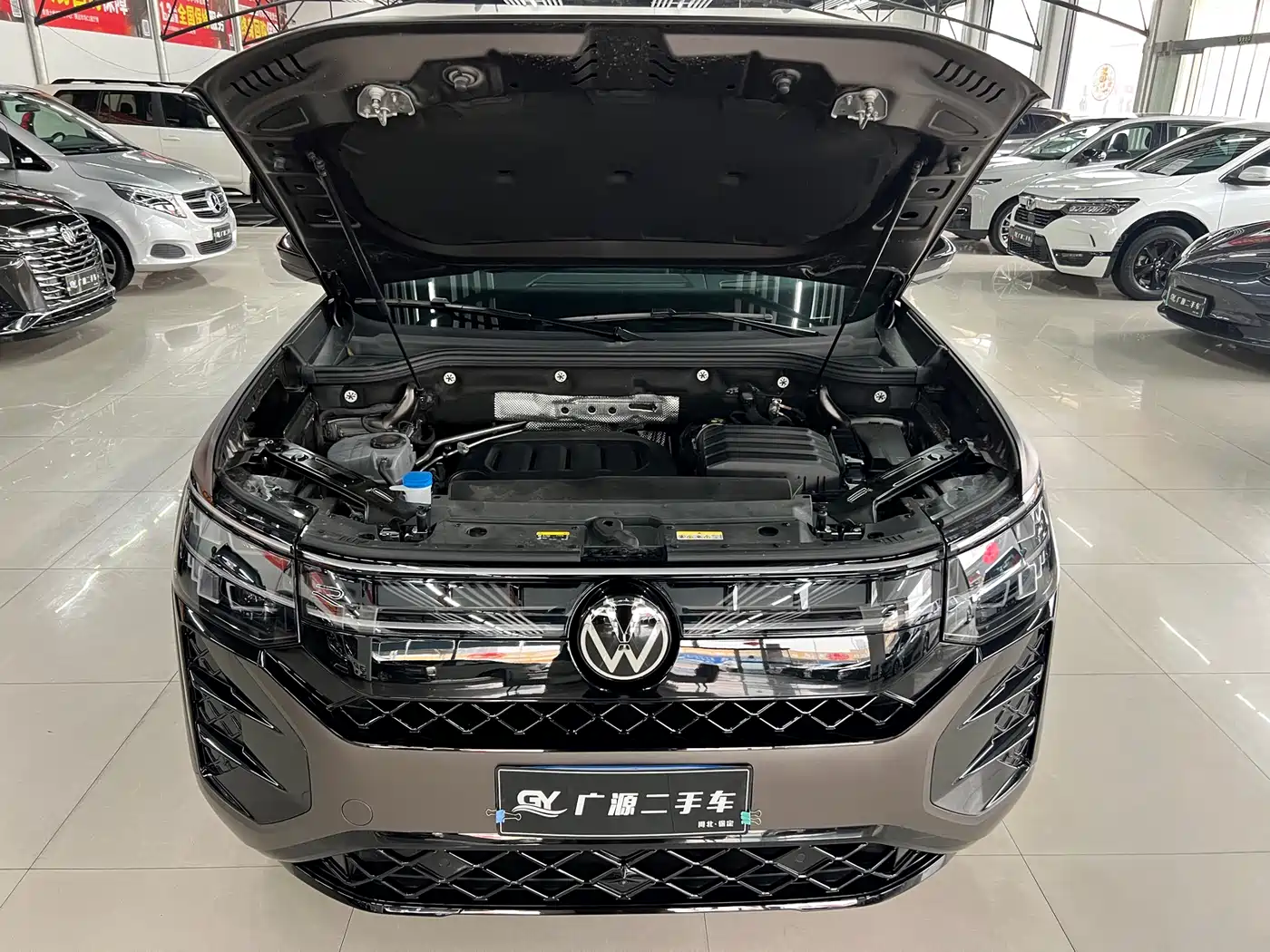 Volkswagen Teramont 2025 Teramont Pro 450TSI 4WD Summit Edition фото 33