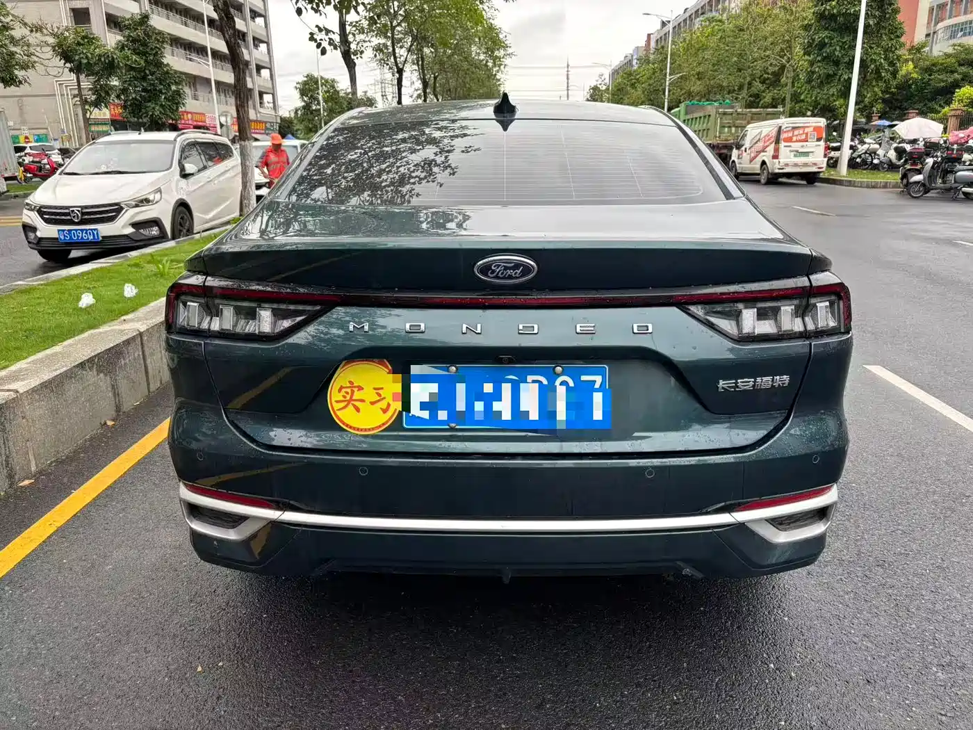 FORD MONDEO