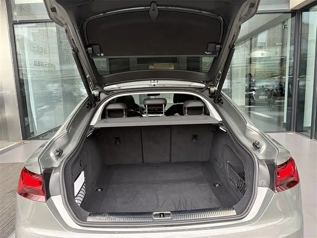 AUDI A5 (IMPORT)