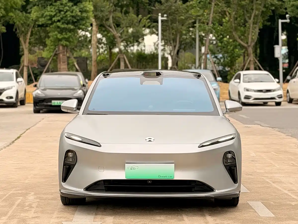 Фото 2 - NIO ET5