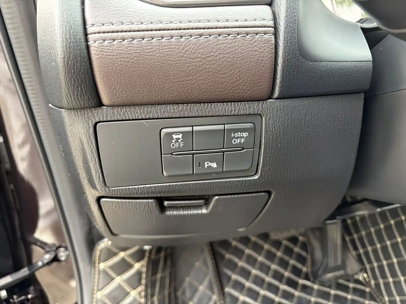 Mazda Atenza 2018 2.0L Skyactiv Luxury (China V) фото 18