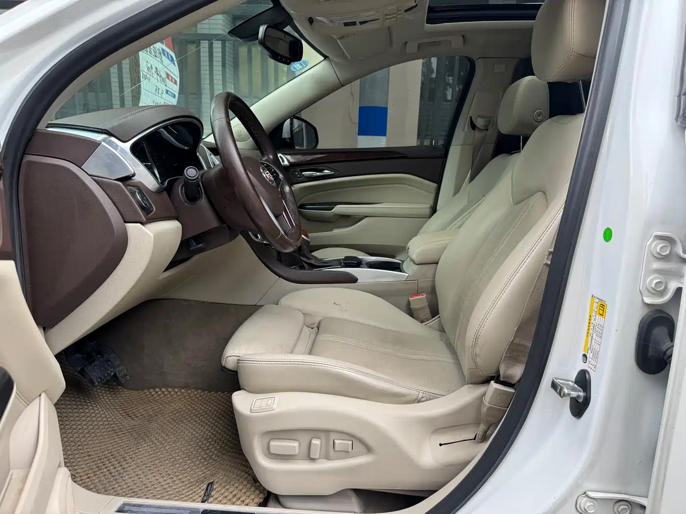 Cadillac SRX 2013 3.0L Elite фото 8