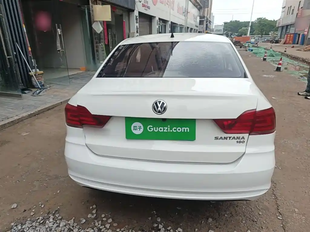 Volkswagen Santana 2016 1.6L Manual Trend Edition фото 6
