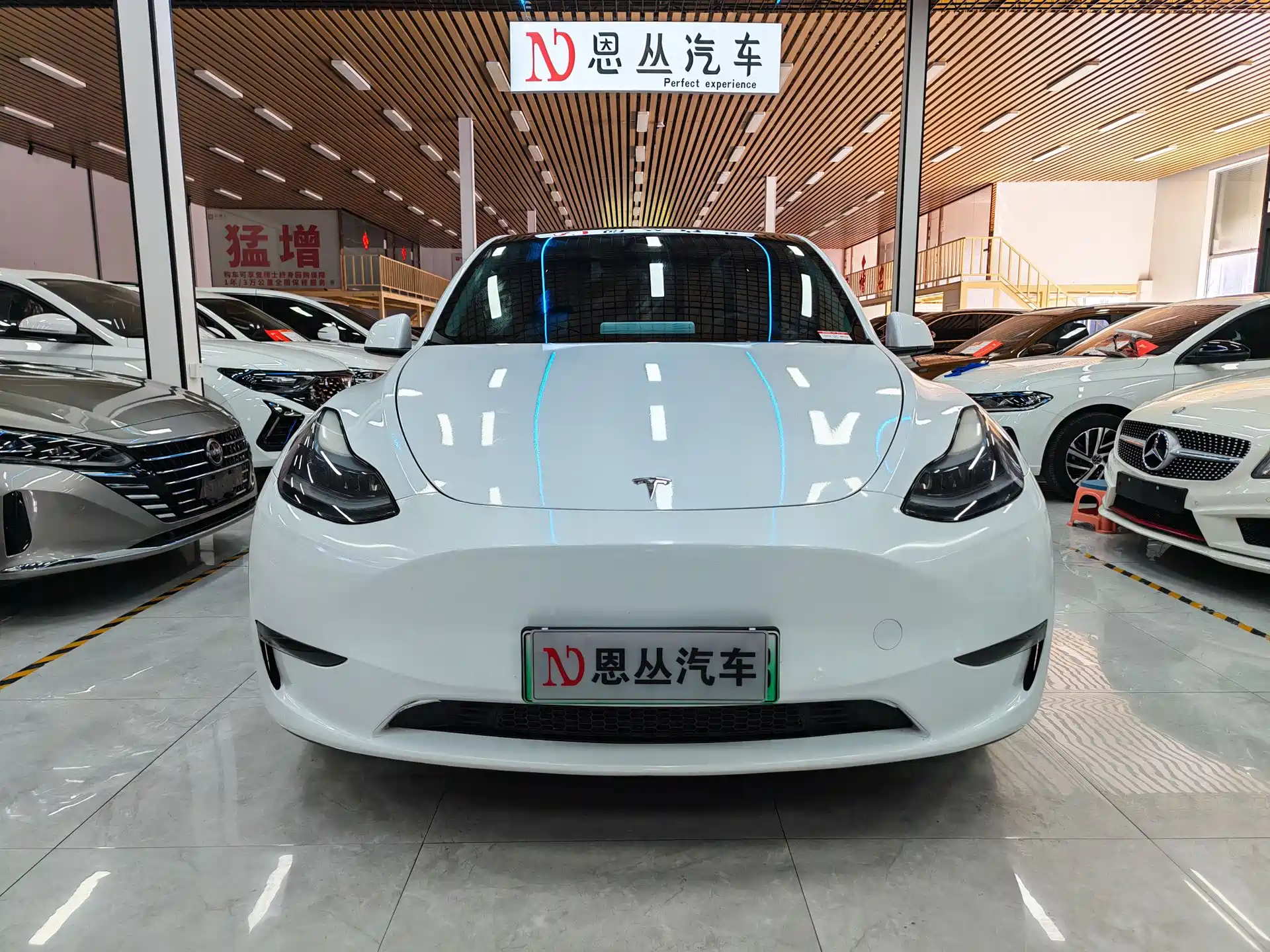 Фото 2 - Tesla Model Y