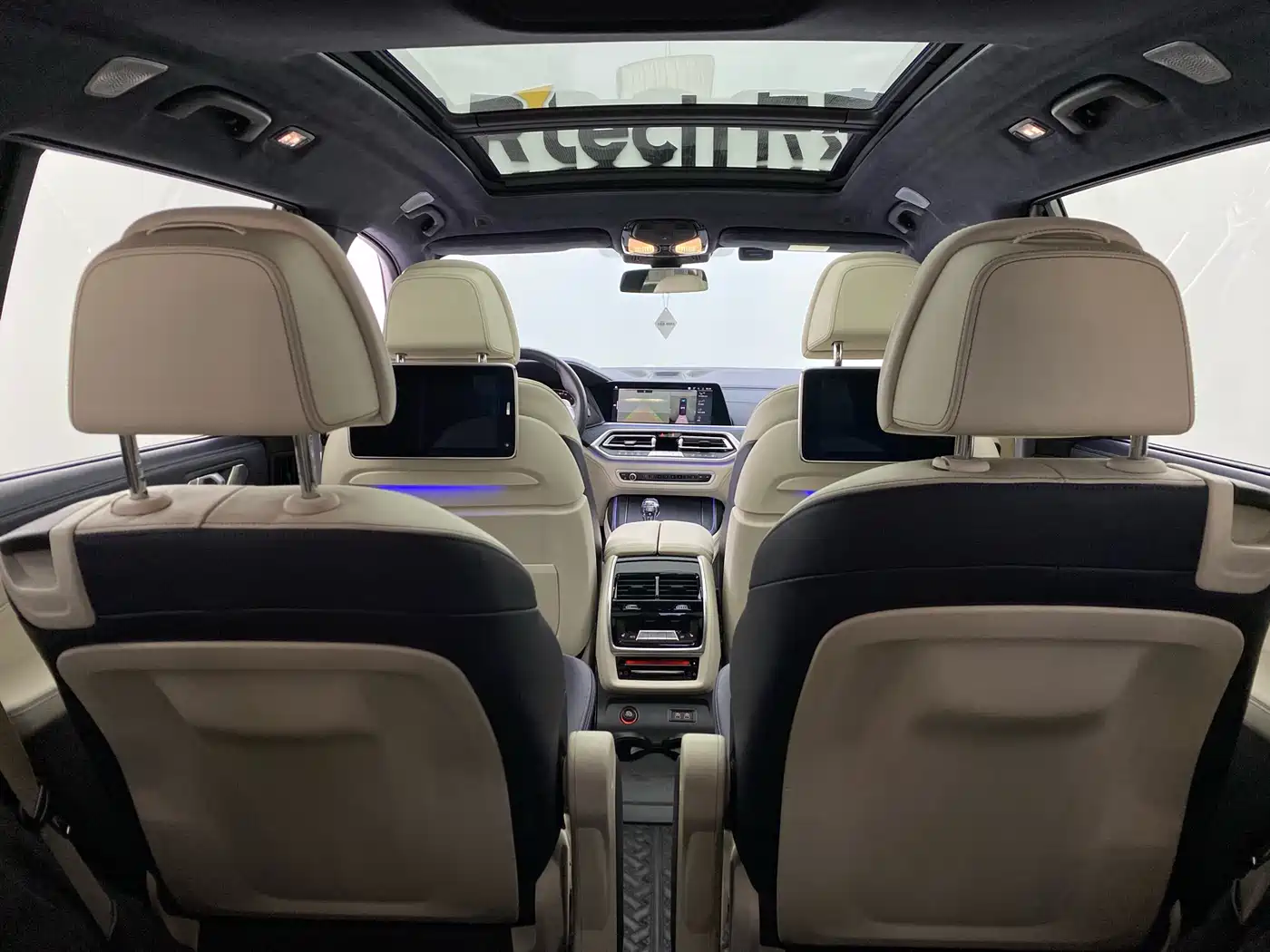 BMW X7 2020 xDrive M50i фото 31