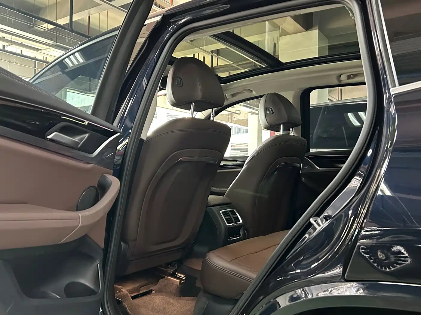 BMW iX3 2022 Facelift Leading Model фото 8