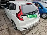 Фото 5 - Honda Fit