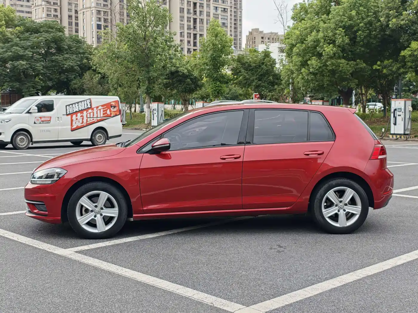 Фото 4 - Volkswagen Golf