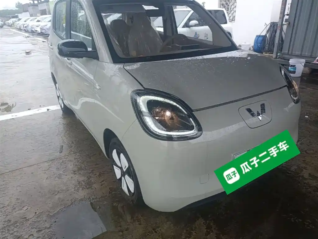 Wuling Motors Hongguang MINIEV 2026 2025 4-Door Advanced