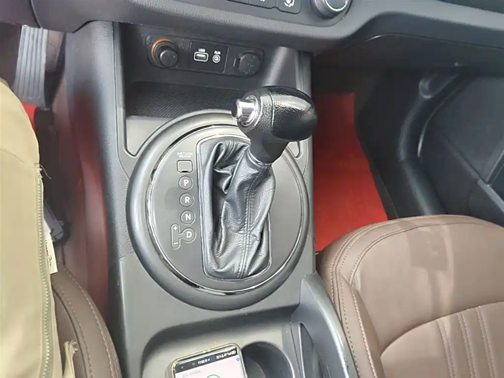 Kia Sportage 2016 2.0L Automatic 2WD GL фото 14