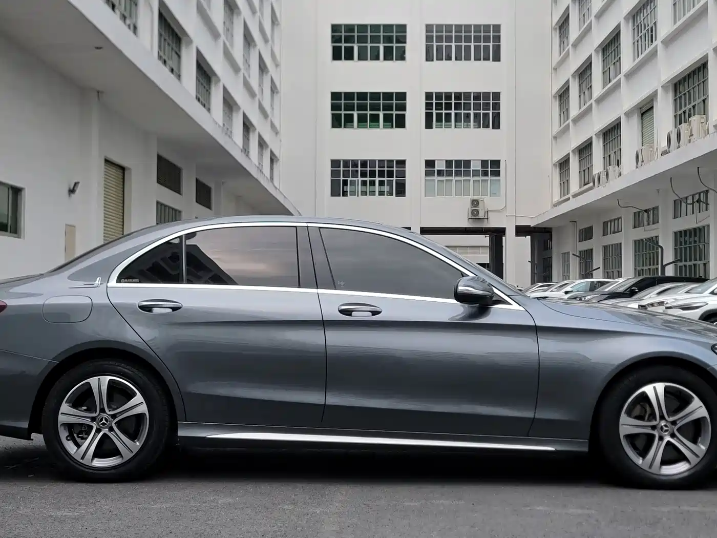 Mercedes-Benz C-Class 2020 C 260 L Sport фото 4