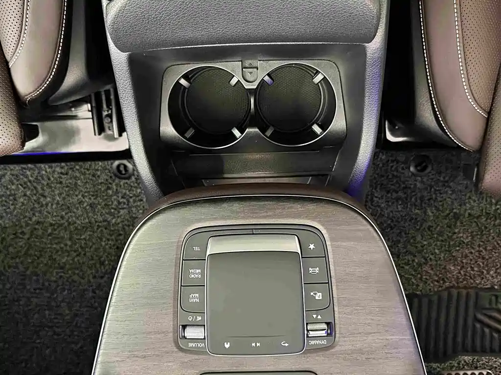 Mercedes-Benz V-Class 2025 2024 V 300 L Long Wheelbase Luxury Edition