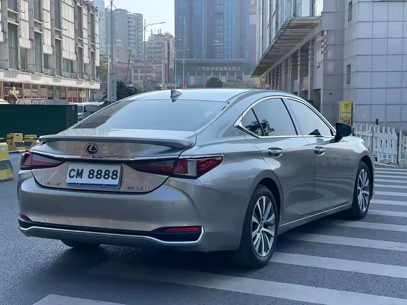 Lexus ES 2018 200 Excellence Edition China V фото 7