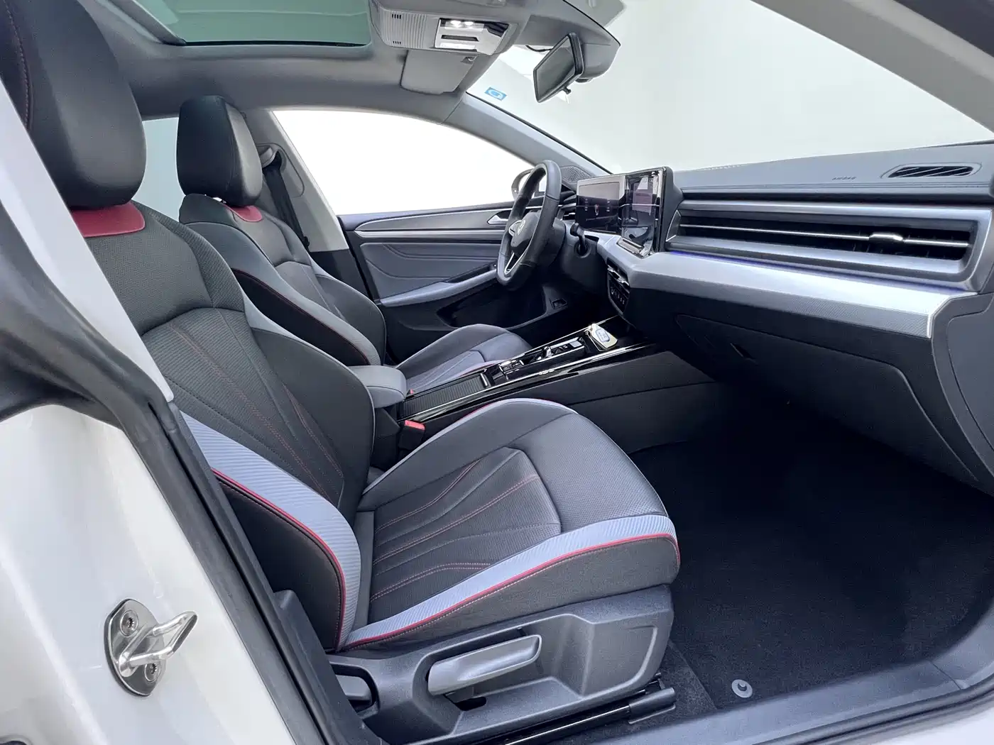 Volkswagen Lamando 2023 Lamando L 280TSI DSG Cool Edition фото 17