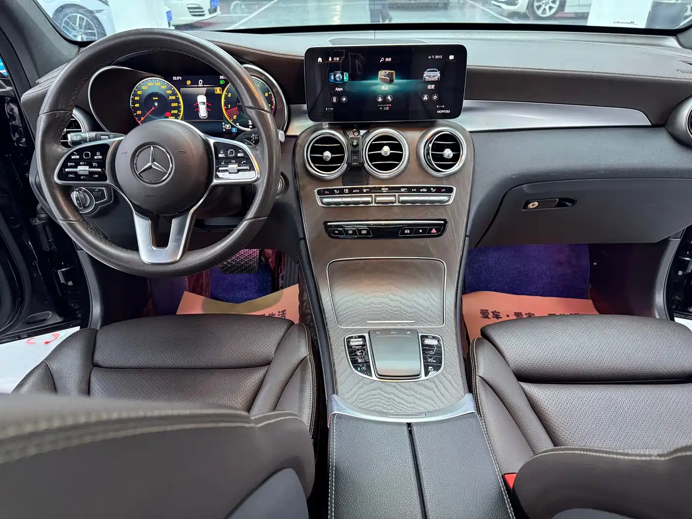 Mercedes-Benz GLC 2021 GLC 260 L 4MATIC Luxury фото 10