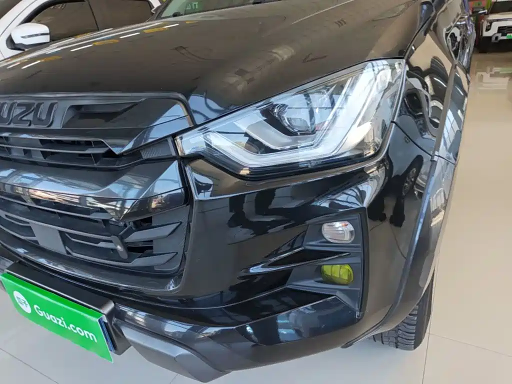 Isuzu D-MAX 2023 2023 1.9T Auto 4WD V-CROSS Yue Ling Edition